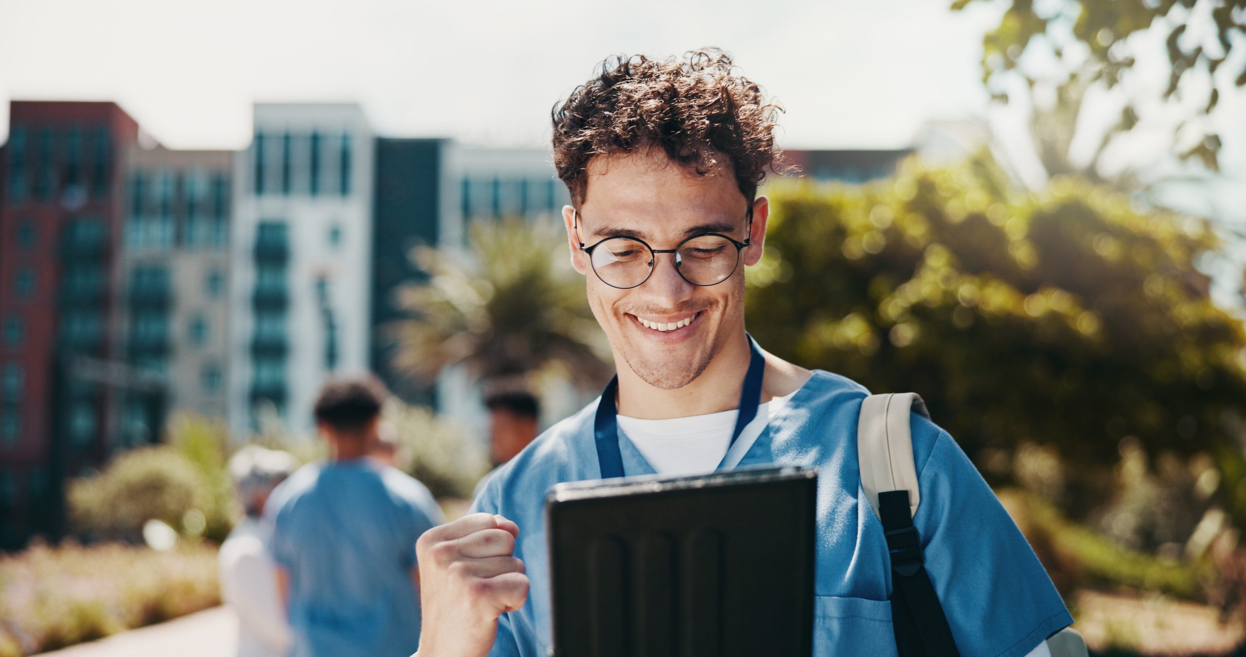 what are pre-med post-bacc programs